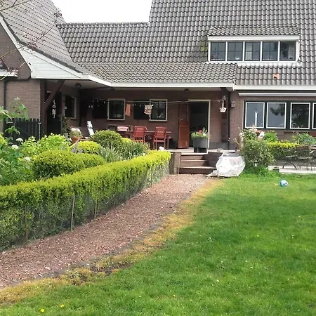 בית הארחה De Haal